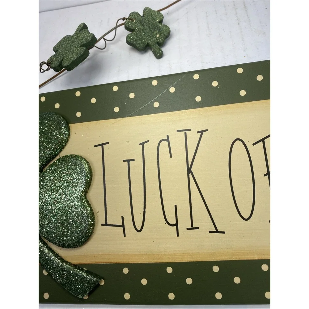 Irish Day Shamrock Wall Plaques/Door Sign ~ Set Of 2 ~‎ Defect